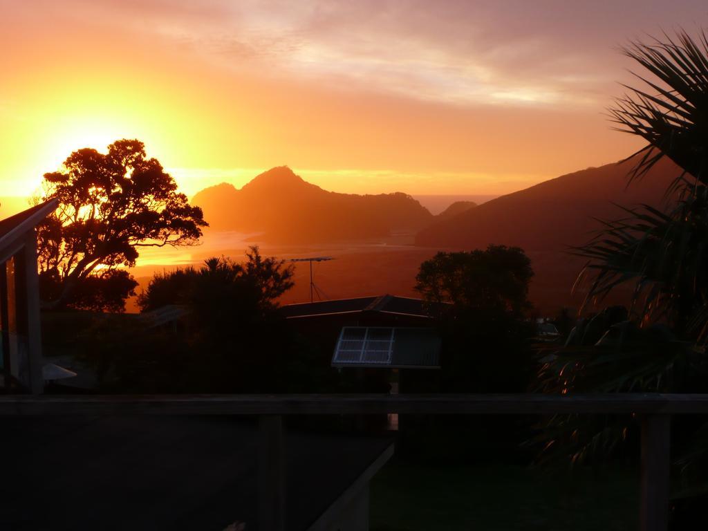 Bethells Beach Cottages Buitenkant foto