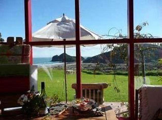 Bethells Beach Cottages Buitenkant foto